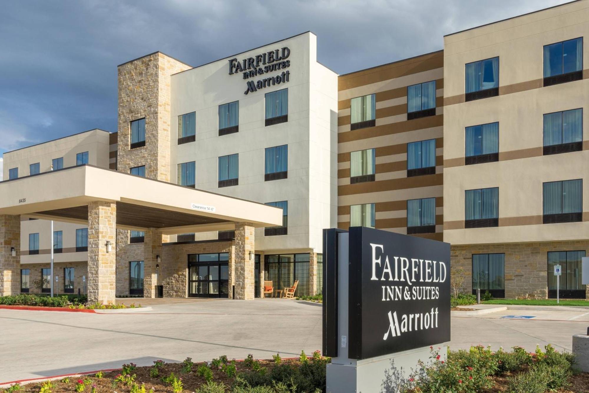 Fairfield Inn & Suites By Marriott Lubbock Southwest Екстер'єр фото